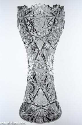 Highly Collectible Elmira No. 100 Corset Vase – SOLD